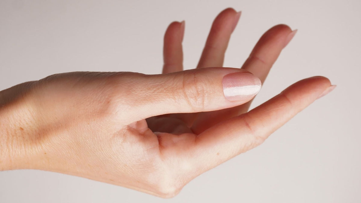 Minimalist vs. Maximalist - Welcher Nailtrend passt zu dir? - Doonails
