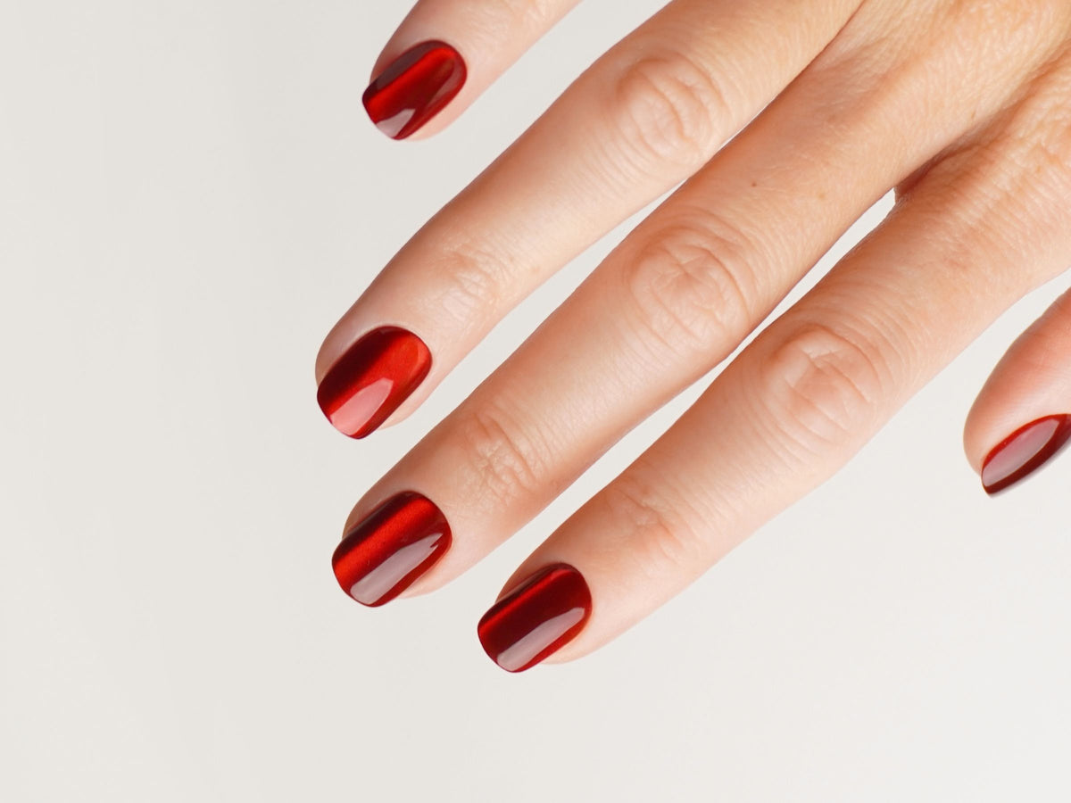 Rote Cat Eye Soft Gel Press Ons
