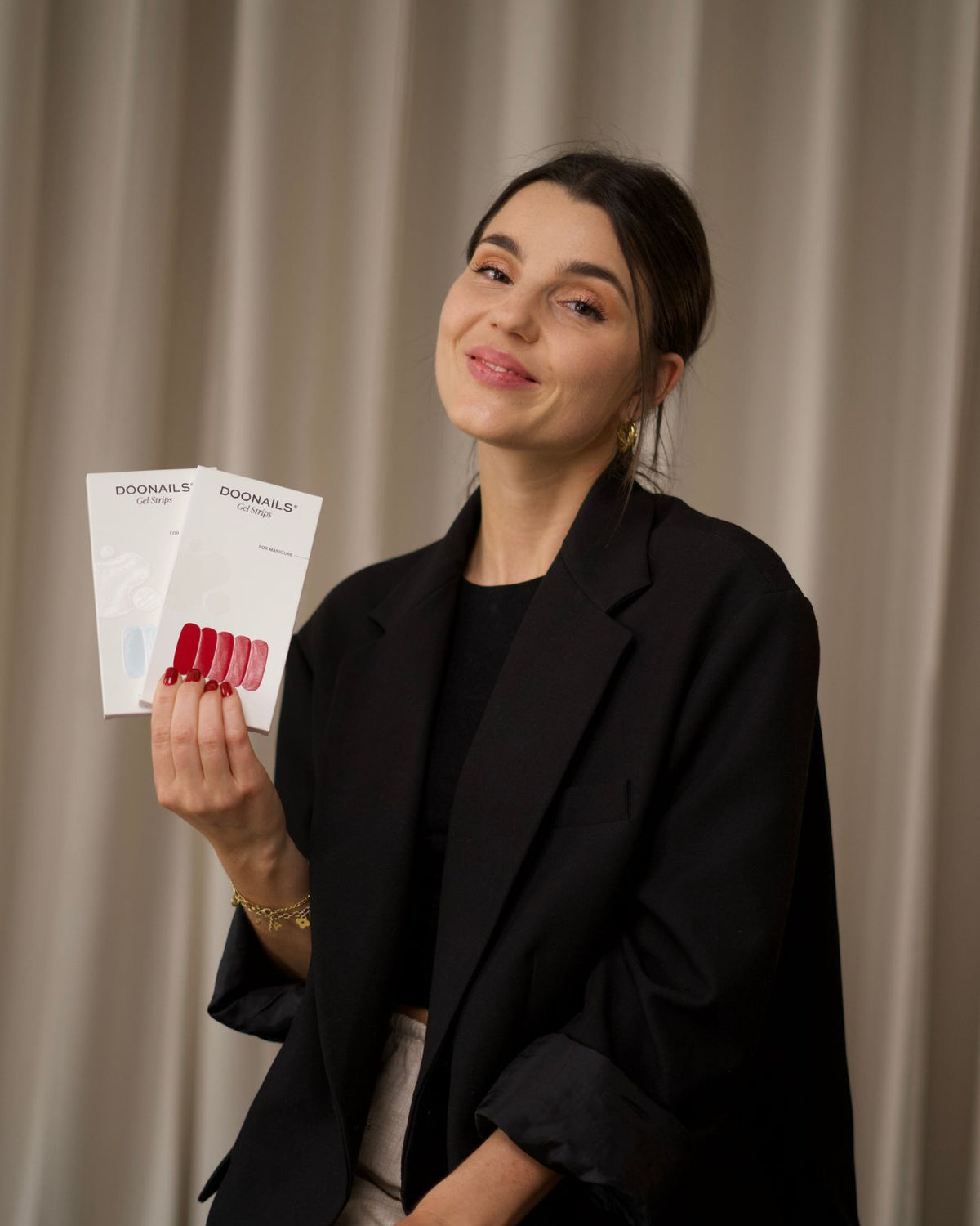 Mitgründerin Elisa erklärt UV Gel Strips