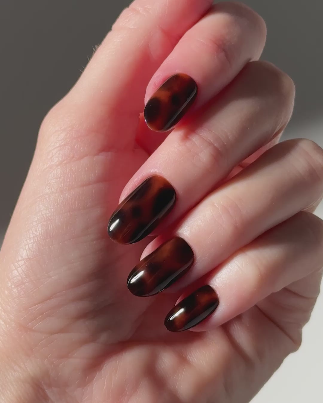 Mosaic Amber Medium Round Soft Gel Press Ons