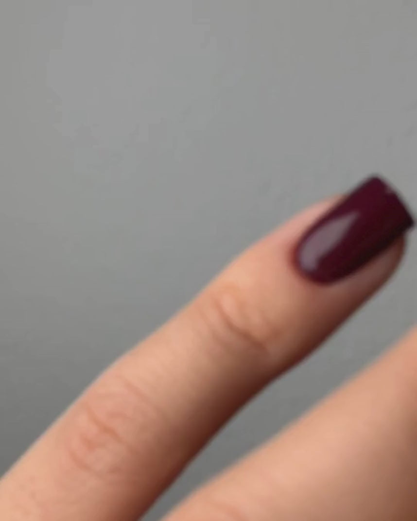 Plum Purple UV Gel Strips