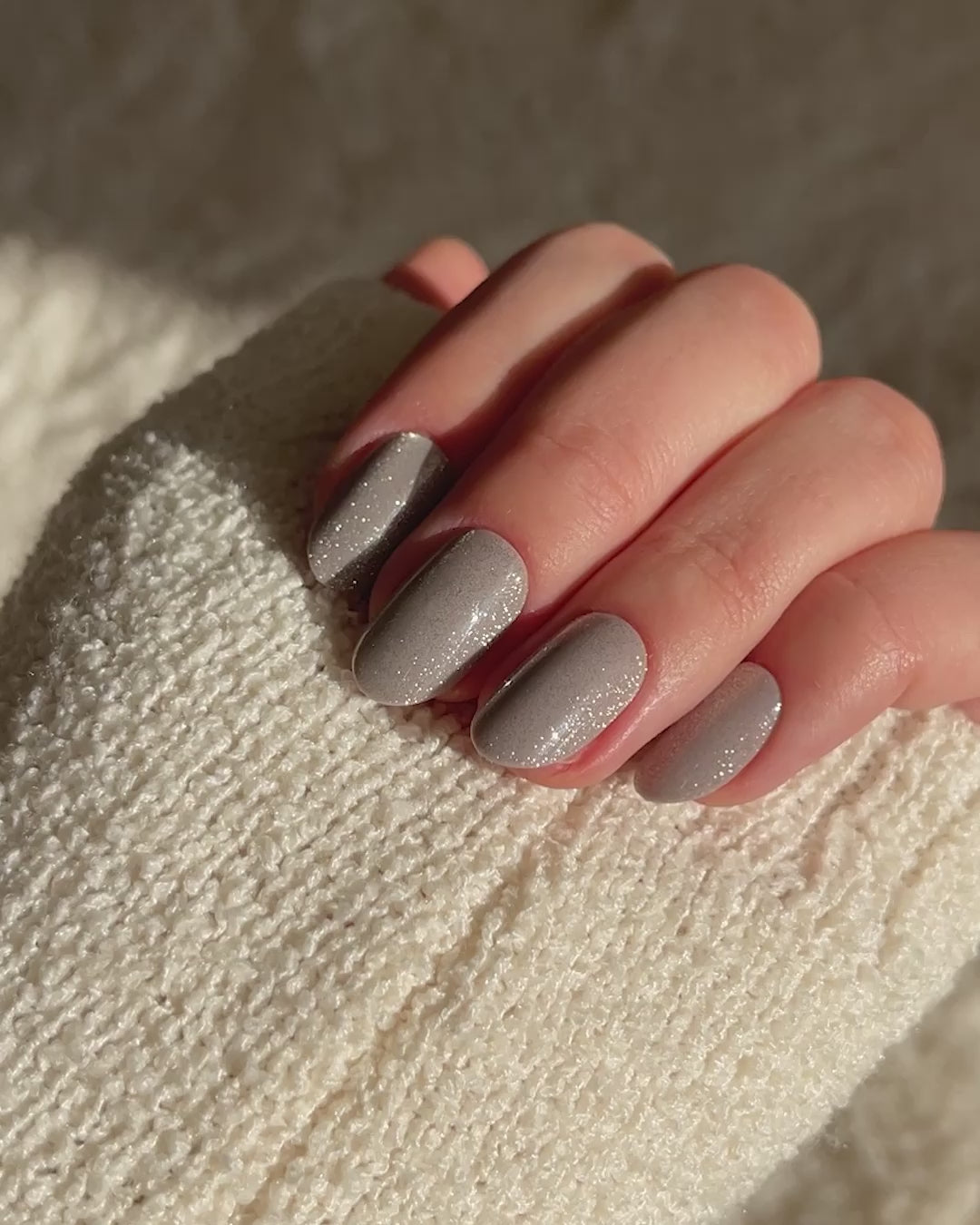 Grey Cat Eye Medium Round Soft Gel Press Ons
