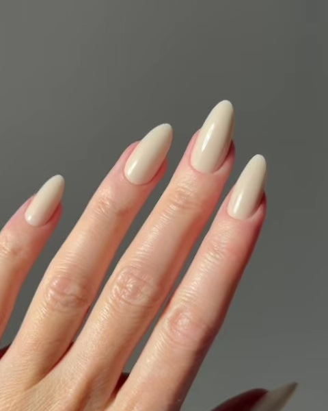 Vanilla Medium Almond Soft Gel Press Ons